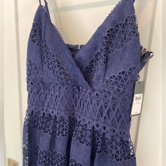 GUESS Navy Blue Lace Fit and Flare Dress Size 12 - Picture 4 of 17